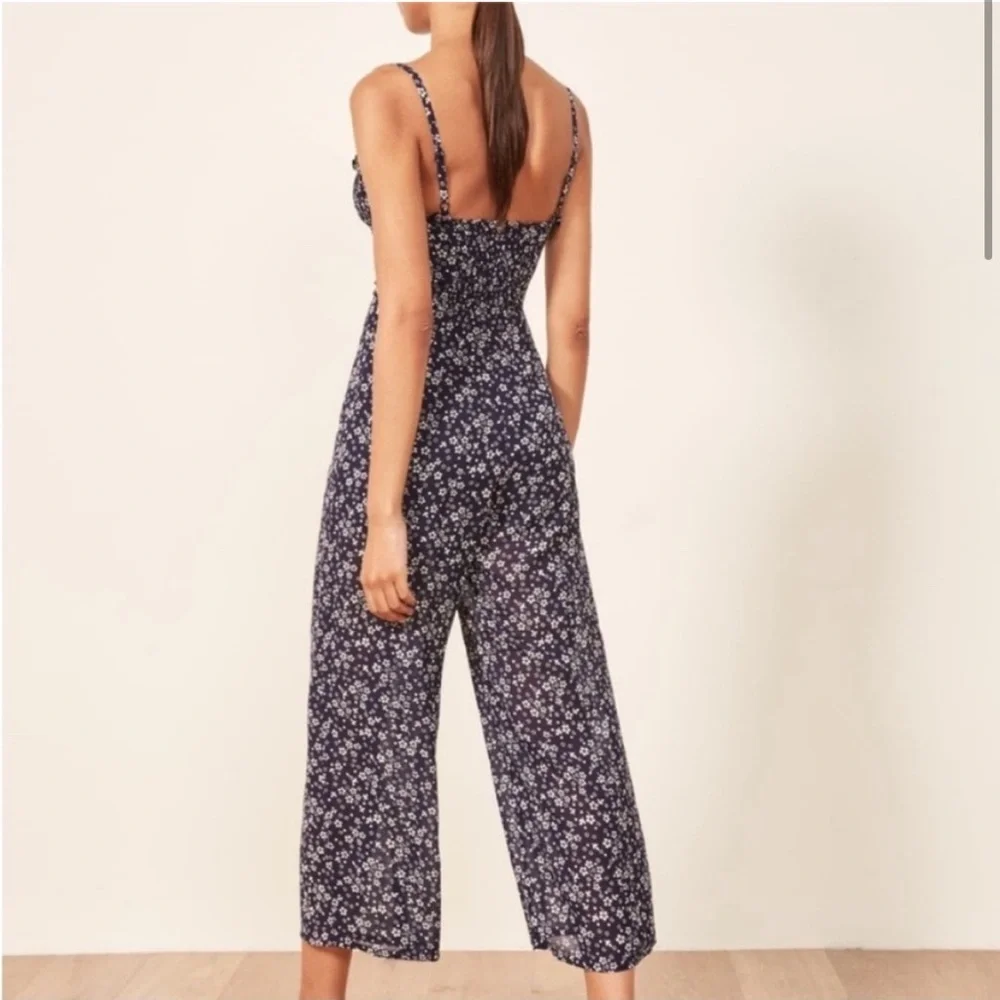 Reformation Fergie Jumpsuit Navy Ditsy Floral Boho Size 0 - Picture 3 of 10